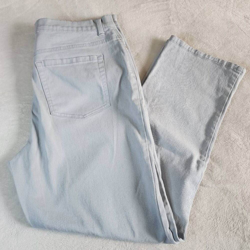 3 For $18 Gloria Vanderbilt Amanda Light Blue Denim Jeans Size 16